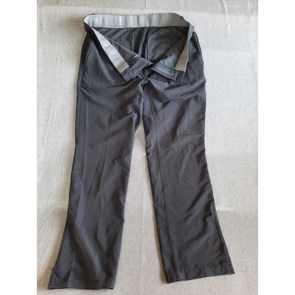 Nike Golf Men s32 Standard Fit Drifit  Performance Active Poly Gray Button Zip